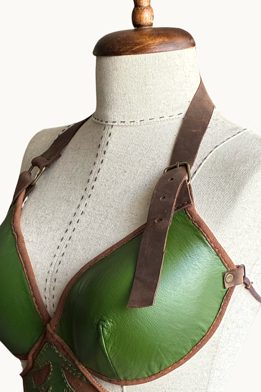 Yaprak Aplikeli El Yapımı Yeşil Deri Bralet Koşum Takımı
