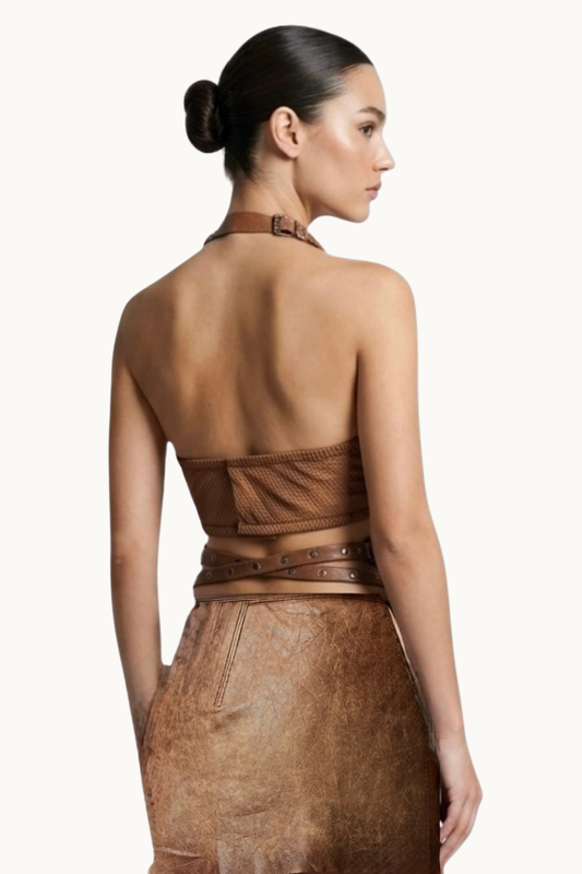 Top halter de cuero marrón repujado hecho a mano