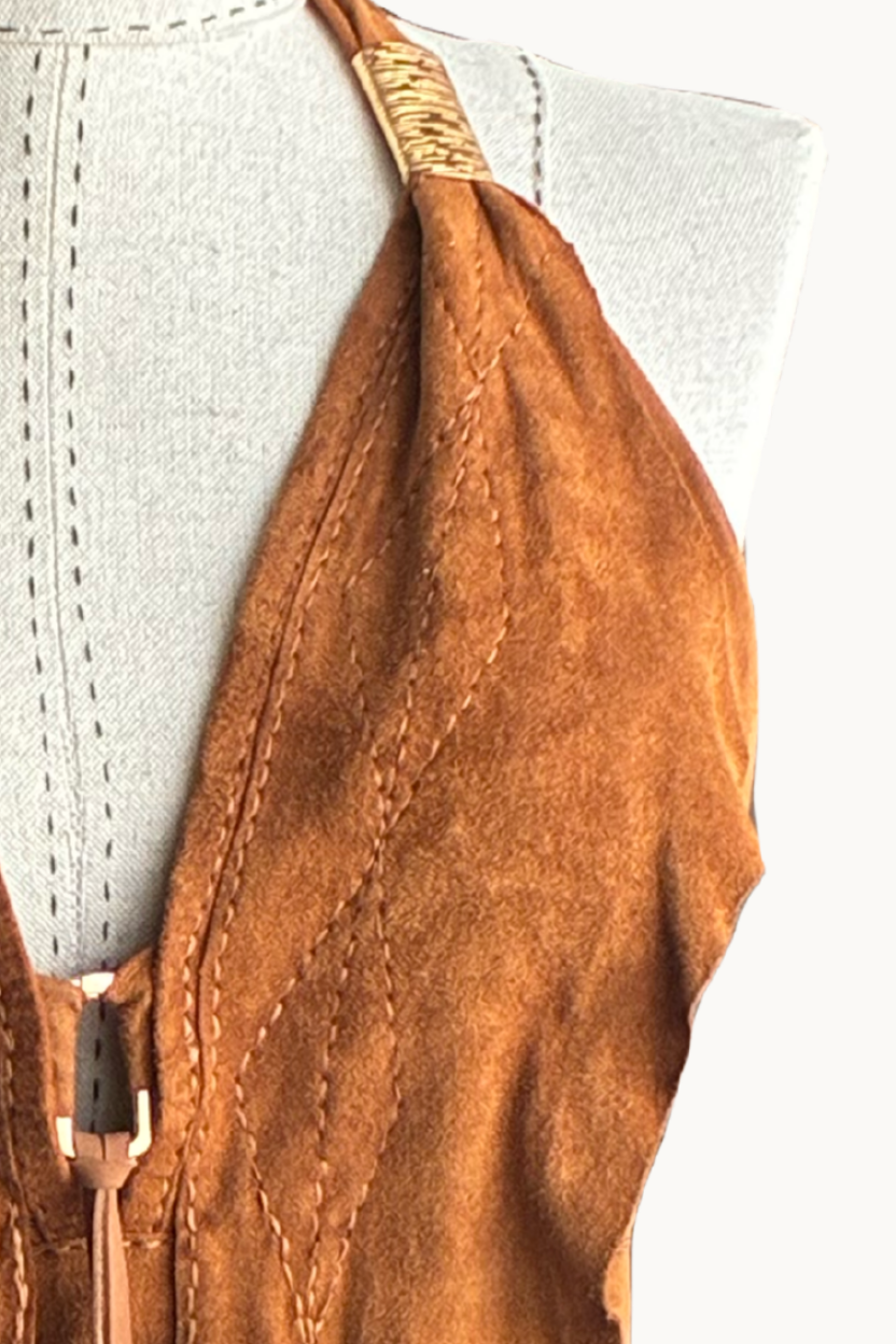 El Yapımı Ten Rengi Süet Halter Yaka Üst (Altın Rengi Metal Detaylı)